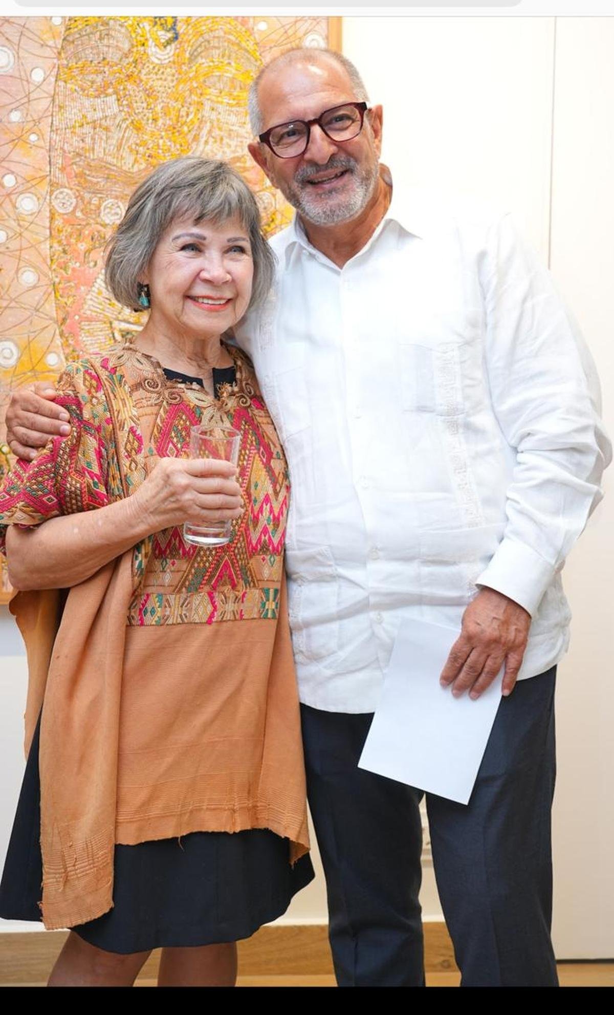 Artist Eva Malhotra with Frederico Salas, Ambassador of Mexico to India, at GalleryG 