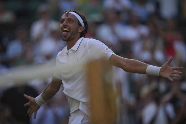 Wimbledon: Gauff, Pegula and Zverev are among a record-tying 23 seeds gone in the 1st round